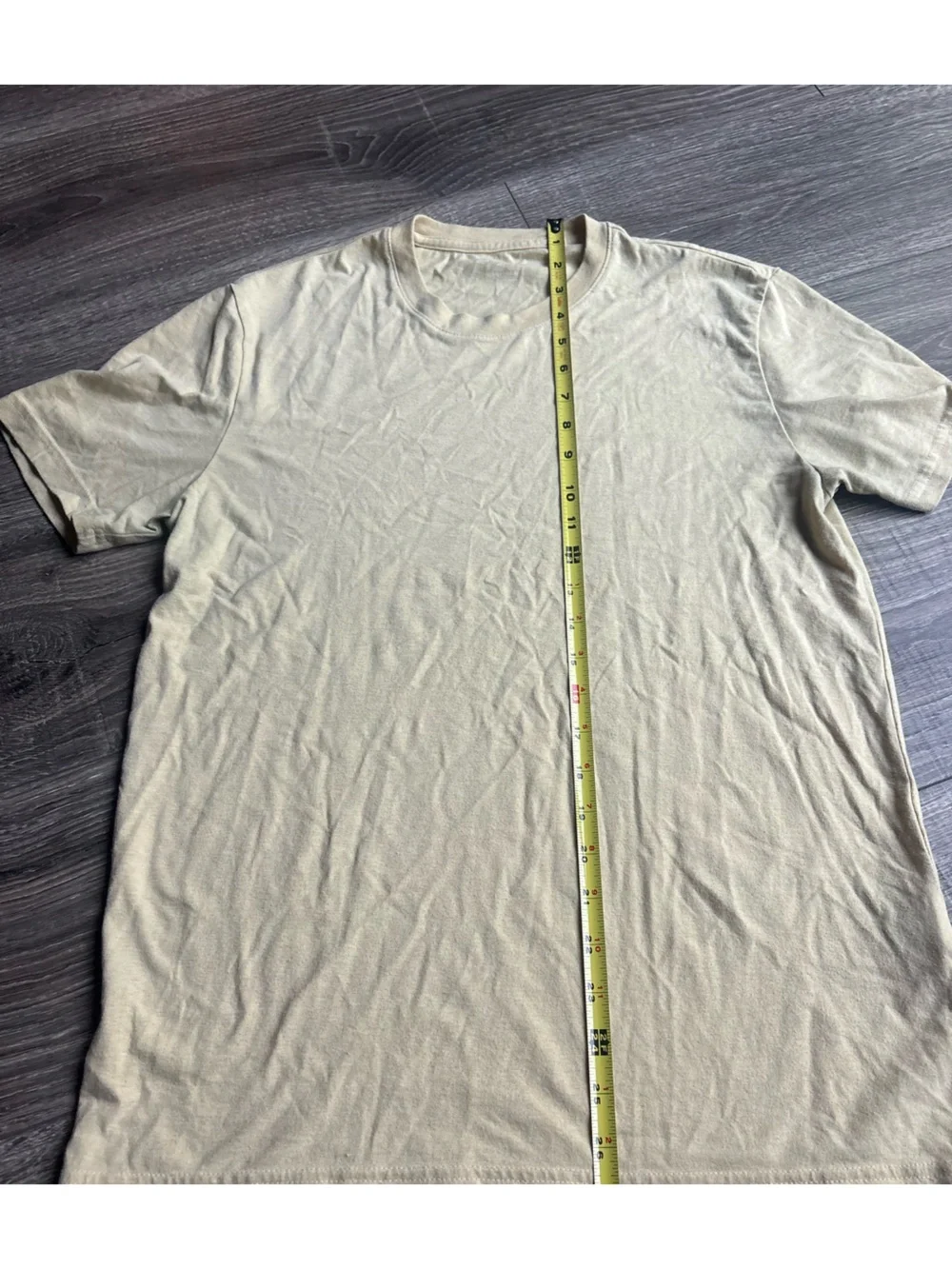 Banana Republic Light Yellow Crew Neck T-Shirt